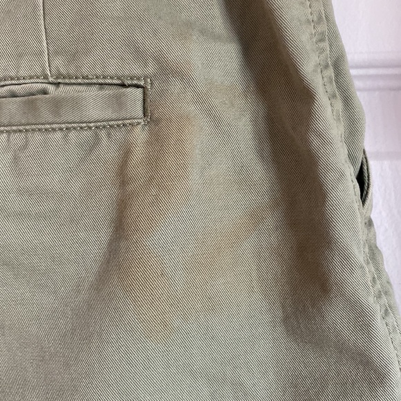 Gap high pleated shorts - Picture 3 of 4